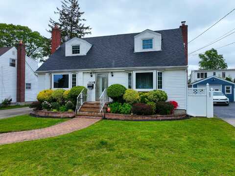 265 Meyer Avenue, Valley Stream, NY 11580