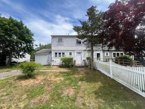 625 Edwards Street, Westhampton Beach, NY 11978