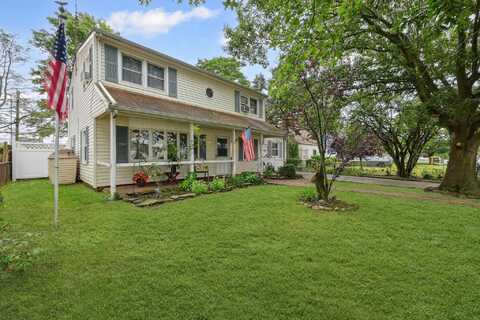 129 Spring Lane, Levittown, NY 11756