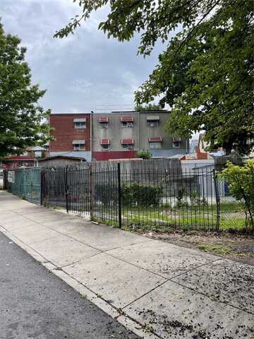 Sexton Place, Bronx, NY 10469