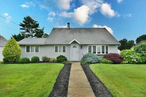 243 Seaford Avenue, Massapequa, NY 11758
