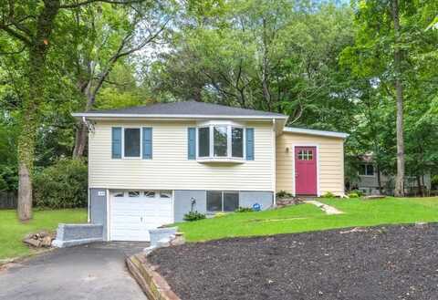164 Maple Road, Wading River, NY 11792