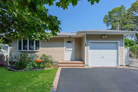 58a Superior Street, Port Jefferson Station, NY 11776
