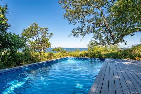 4105 Soundview Avenue, Mattituck, NY 11952