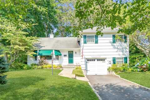 324 Plymouth Avenue, Brightwaters, NY 11718