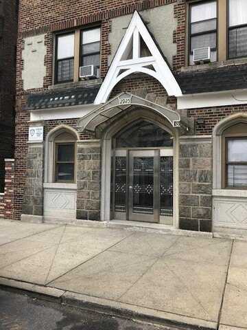 2925 Matthews Avenue, Bronx, NY 10467