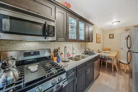 150-29 72nd Road, Kew Gardens, NY 11367
