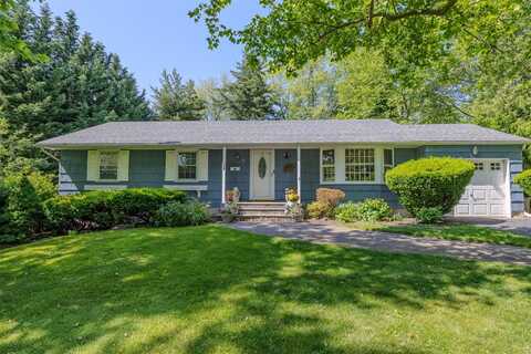 40 Panorama Drive, Huntington, NY 11743