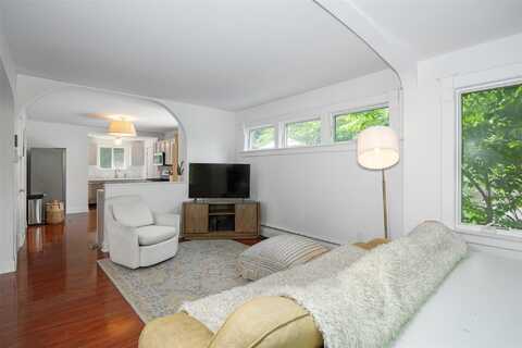 22 Tompkins Avenue, Beacon, NY 12508