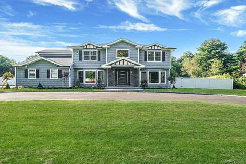 14 Quintree Lane, Melville, NY 11747