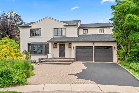 12 Foxhurst Court, Manhasset Hills, NY 11040