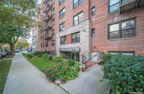 141-30 84th Road, Briarwood, NY 11435