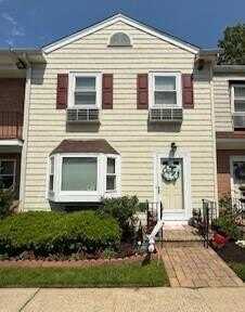 70 Maine Avenue, Rockville Centre, NY 11570