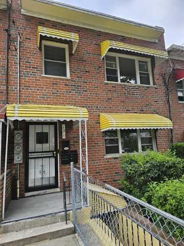 131 S 14th Avenue, Mount Vernon, NY 10550