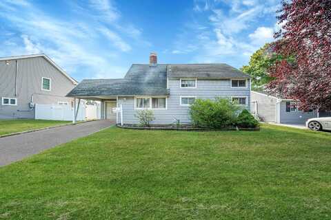 127 Brittle Lane, Hicksville, NY 11801
