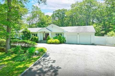 4 Hunting Hill Drive, Dix Hills, NY 11746