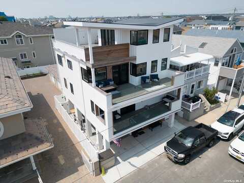 7 Indiana Avenue, Long Beach, NY 11561