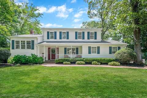 7 Simon Court, East Northport, NY 11731