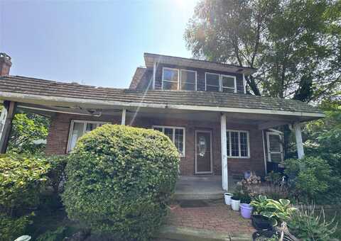 143 Harbor Road, Cold Spring Harbor, NY 11724