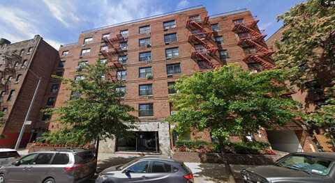 133-17 Sanford Avenue, Flushing, NY 11355