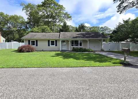 34 Belmont Drive, Shirley, NY 11967