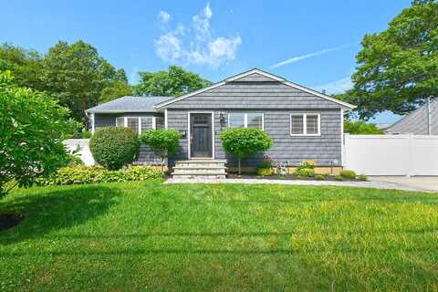 1476 Washington Avenue, Seaford, NY 11783