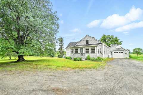23 West Street, Benton, ME 04901