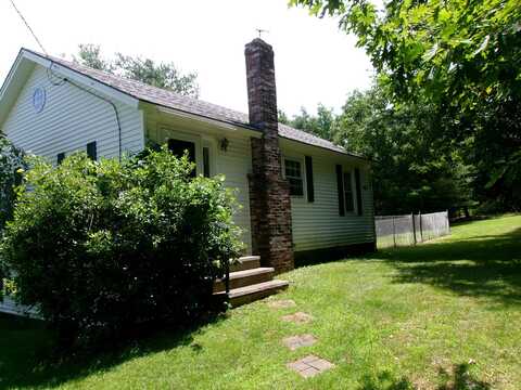 76 Gile Road, Fayette, ME 04349