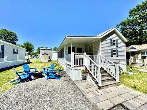 430 Post Road, Wells, ME 04090