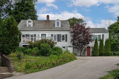 121 Whipple Road, Kittery, ME 03904