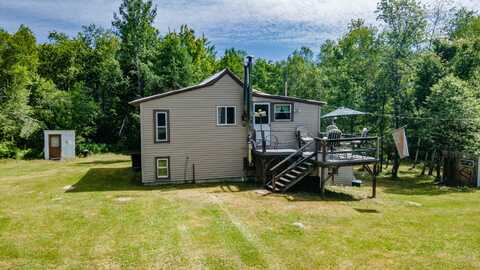 24 Kingsbury Road, Wellington, ME 04942