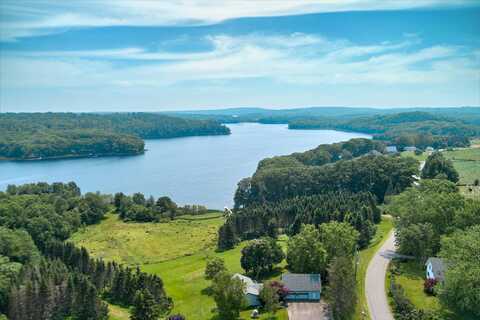 883 N Pond Road, Warren, ME 04864