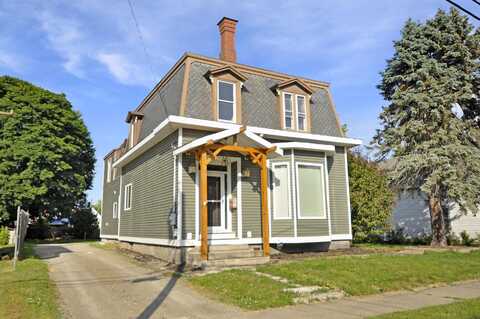 56 Holyoke Street, Brewer, ME 04412