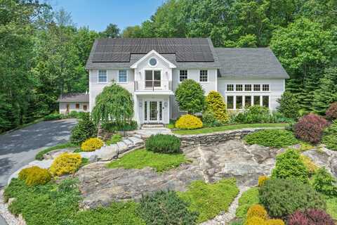 254 Foreside Road, Cumberland, ME 04110