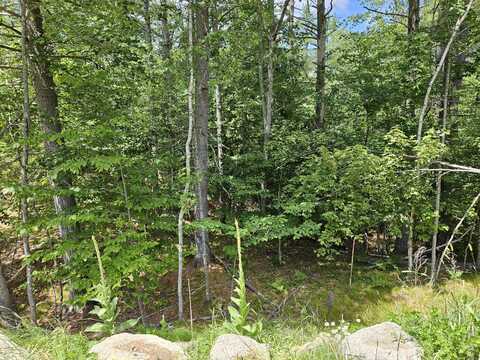 386 Lenox Circle, Waterboro, ME 04061