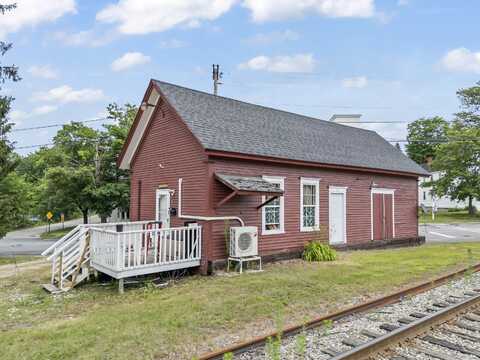 63 Elm Street, Mechanic Falls, ME 04256