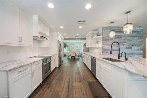 1129 8th, NAPLES, FL 34102