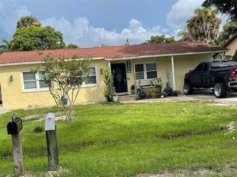 5214 Carlton, NAPLES, FL 34113