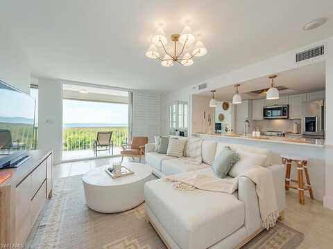 6573 Marissa, NAPLES, FL 34108