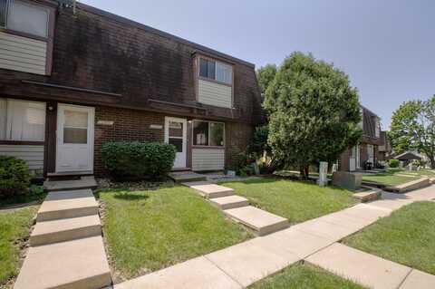 2574 Berkshire Court N, Waukegan, IL 60087
