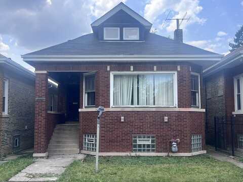8616 S Justine Street, Chicago, IL 60620