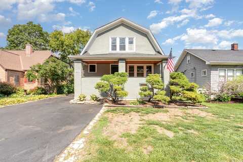 4633 Wolf Road, Western Springs, IL 60558