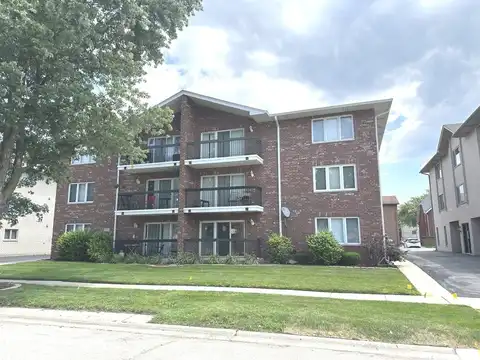 9529 Minnick Avenue, Oak Lawn, IL 60453