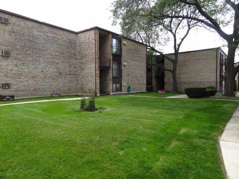 1930 Cherry Lane, Northbrook, IL 60062