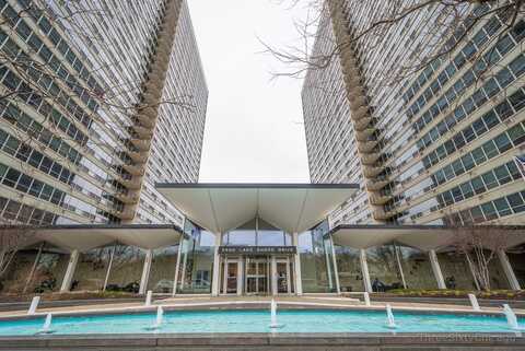 3550 N Lake Shore Drive, Chicago, IL 60657