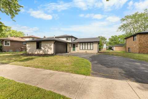 225 S Willow Street, Glenwood, IL 60425