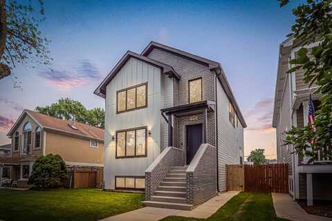 7635 W Balmoral Avenue, Chicago, IL 60656