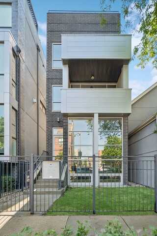 948 N Honore Street, Chicago, IL 60622