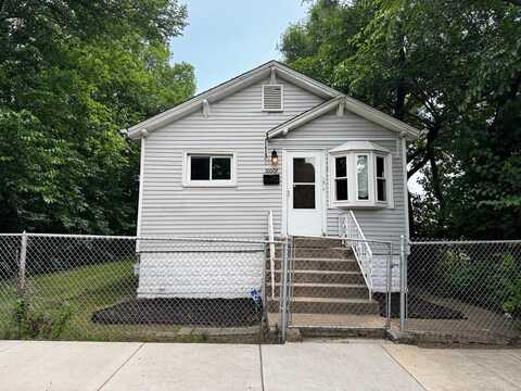 10007 S Hoxie Avenue, Chicago, IL 60617
