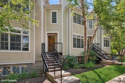3252 Thayer Street, Evanston, IL 60201